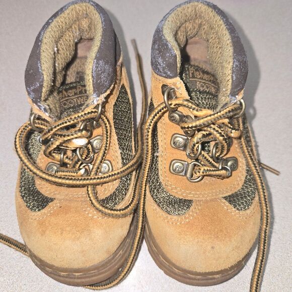 Fisher-Price Tan and Black Rugged Boots - Picture 4 of 8